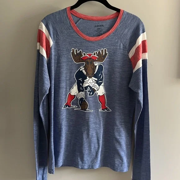 New England Patriots Bundle of 2 EUC - Picture 10 of 17